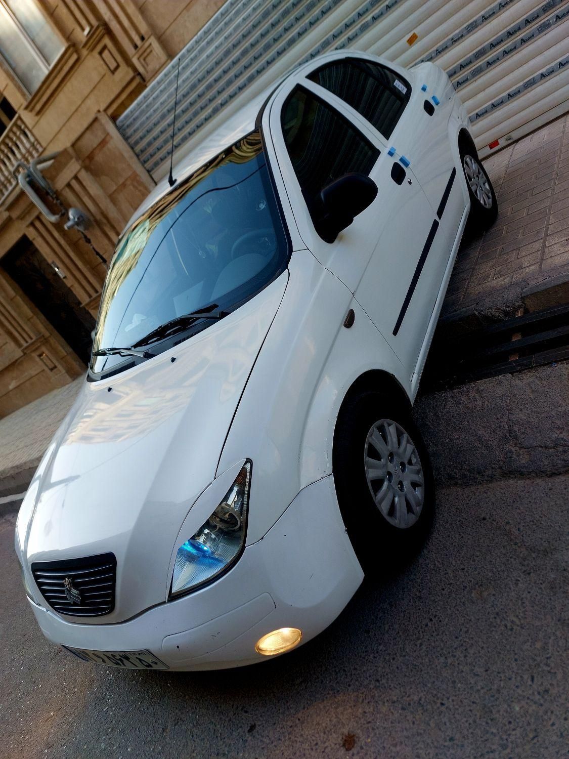 تیبا صندوق دار SX - 1401