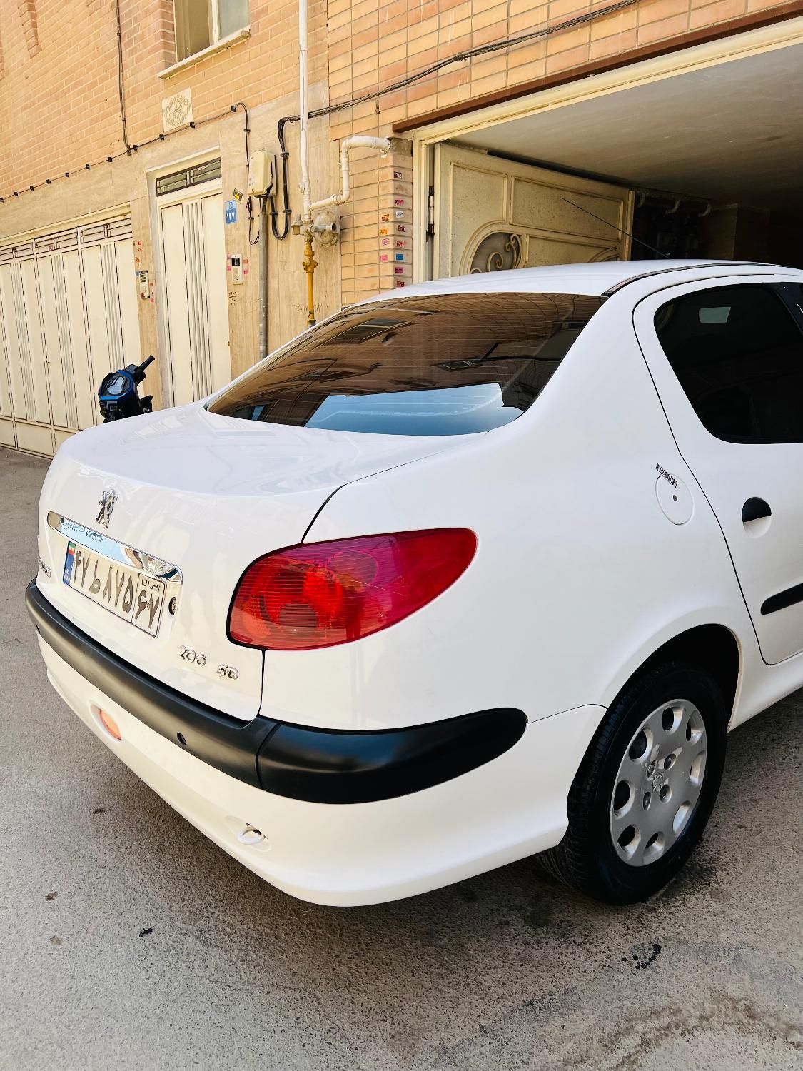 پژو ۲۰۶ صندوق دار v20 - 1390