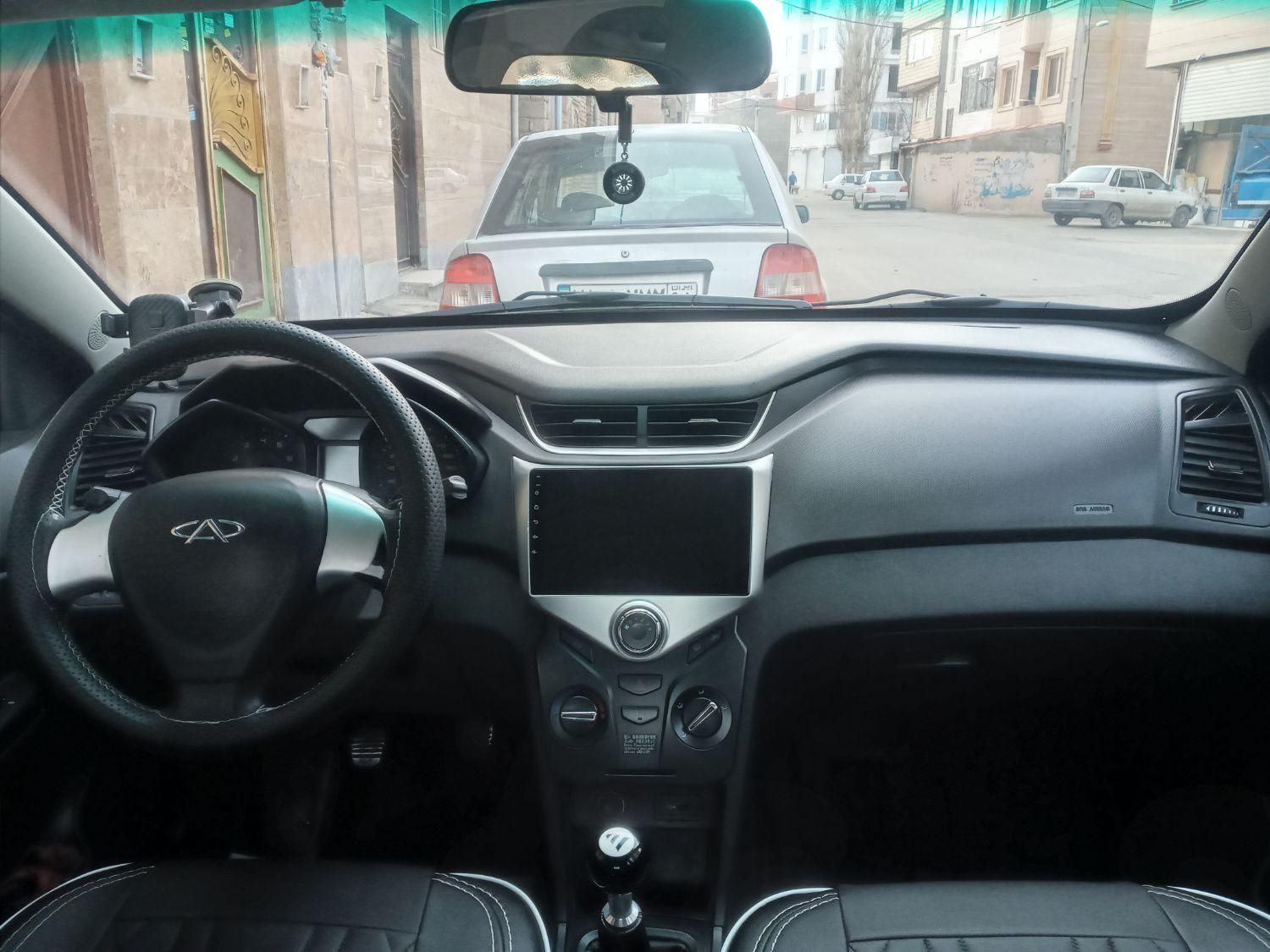 ام وی ام 315 صندوقدار اسپرت دنده‌ای - 1395