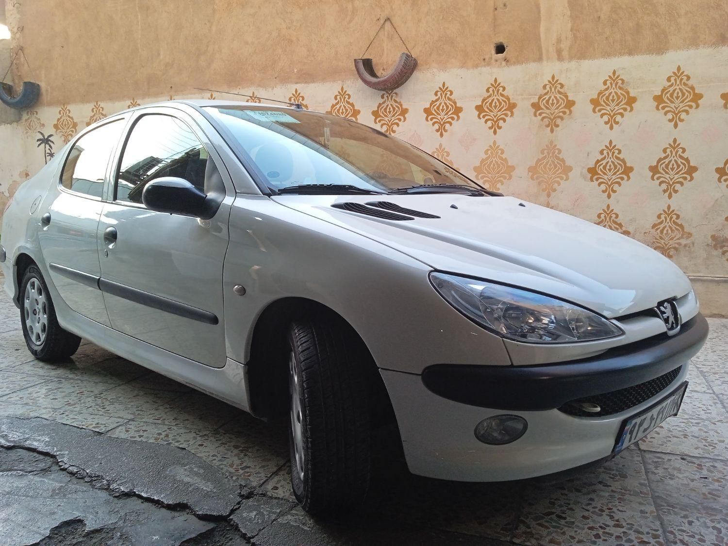 پژو ۲۰۶ صندوق دار v8 - 1397