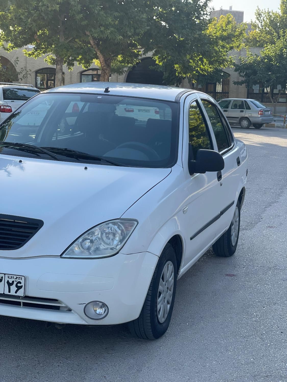تیبا صندوق دار SX - 1401