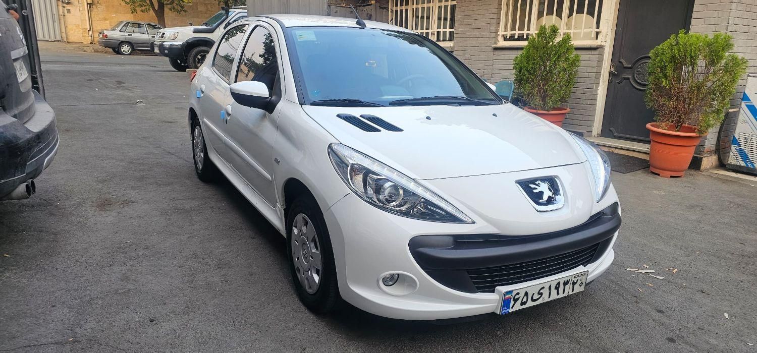 پژو 207 اتوماتیک - 1400