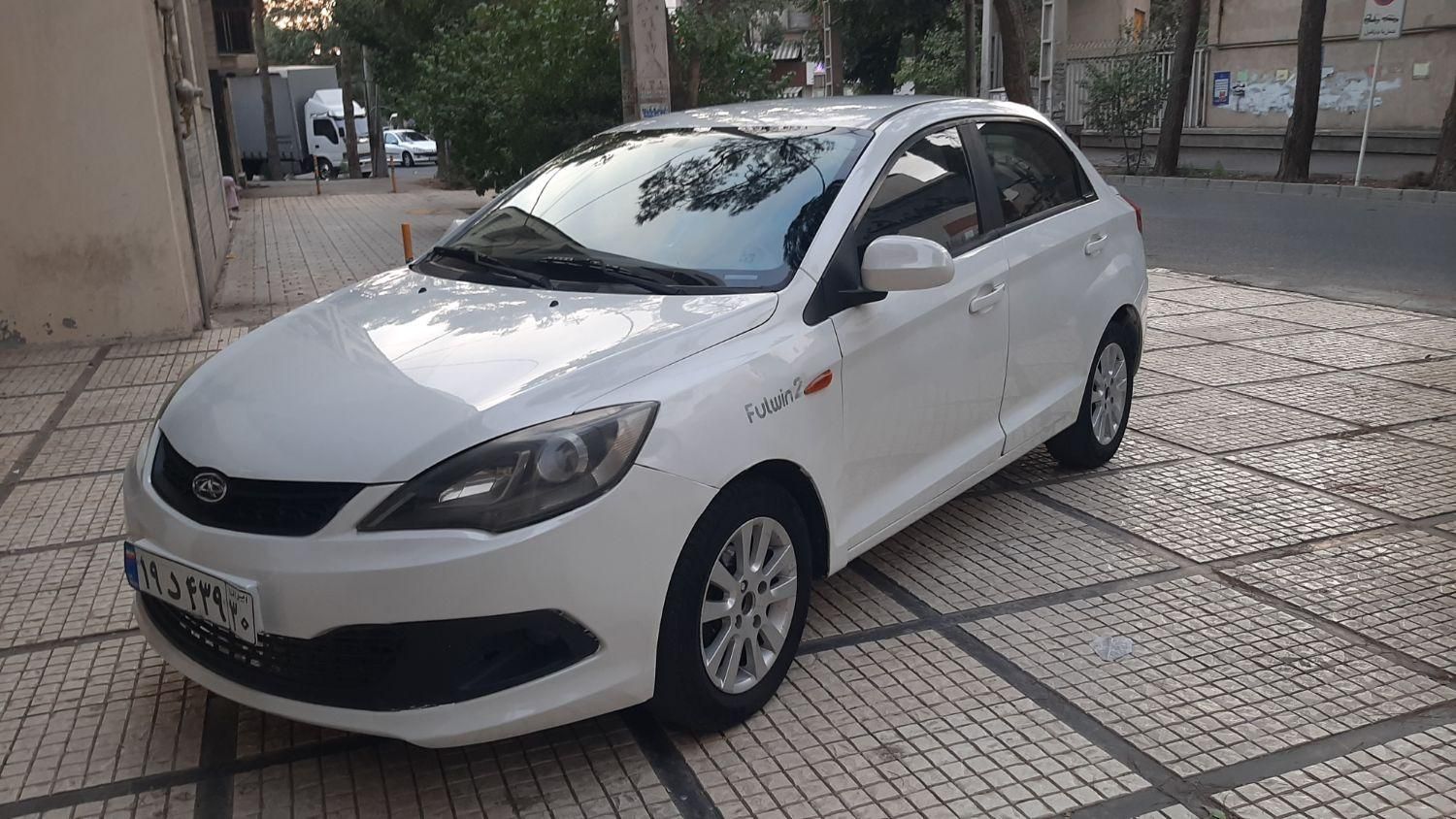 ام وی ام 315 صندوقدار اسپرت دنده‌ای - 1394