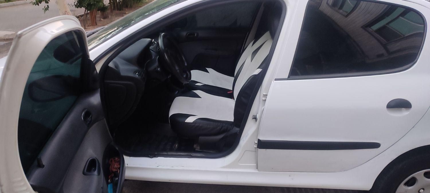 پژو ۲۰۶ صندوق دار v8 - 1394