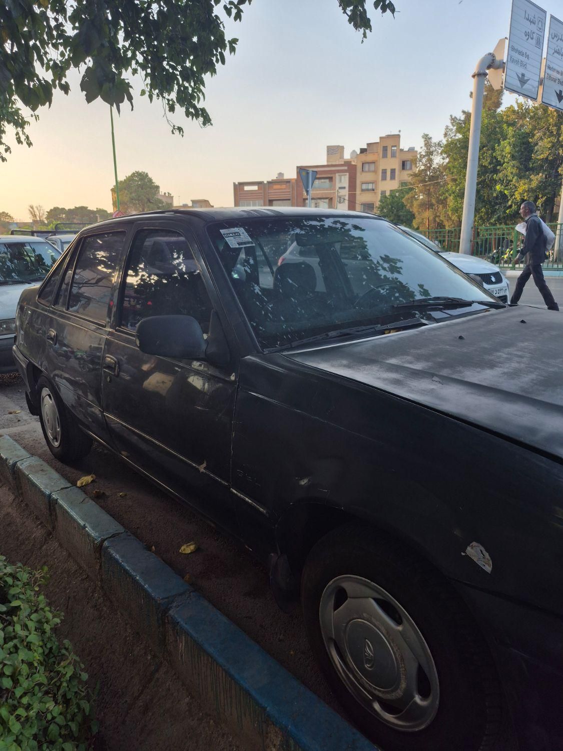 دوو سیلو سدان - 1381