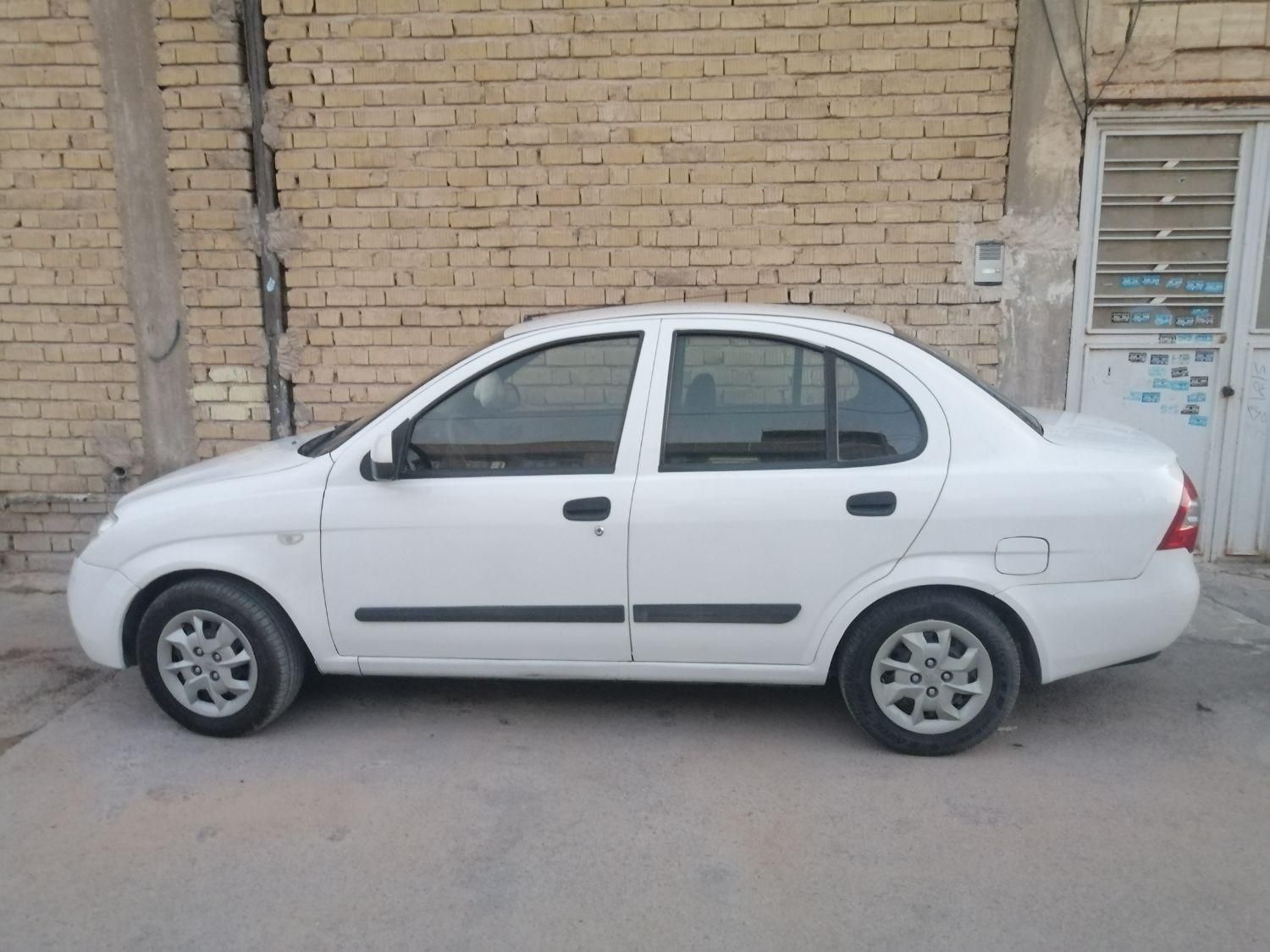 تیبا صندوق دار SX - 1394