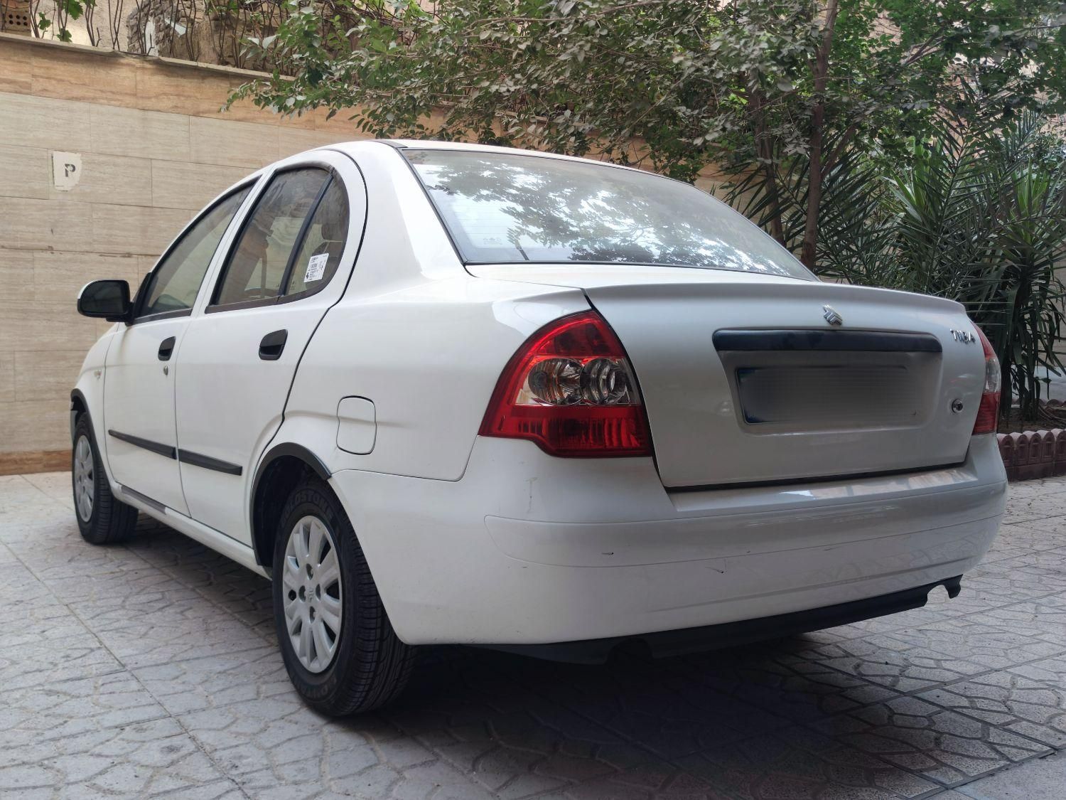 تیبا صندوق دار SX - 1400
