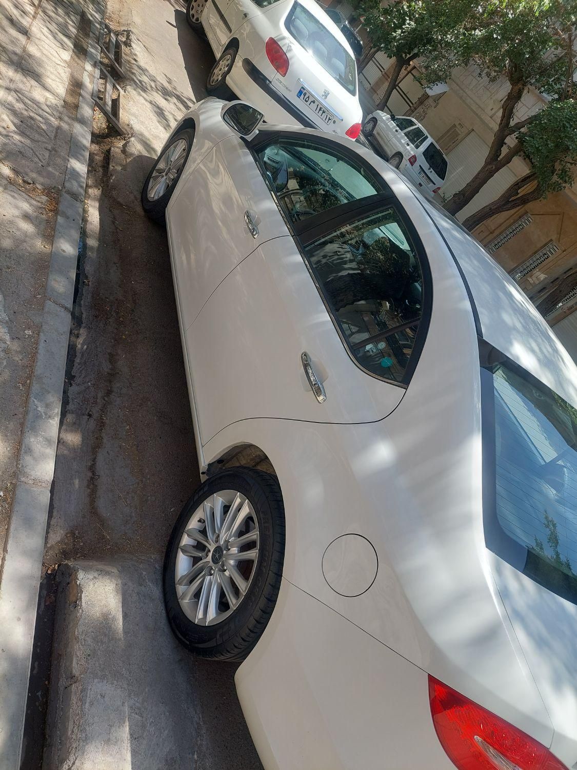 جک J5 اتوماتیک - 1396