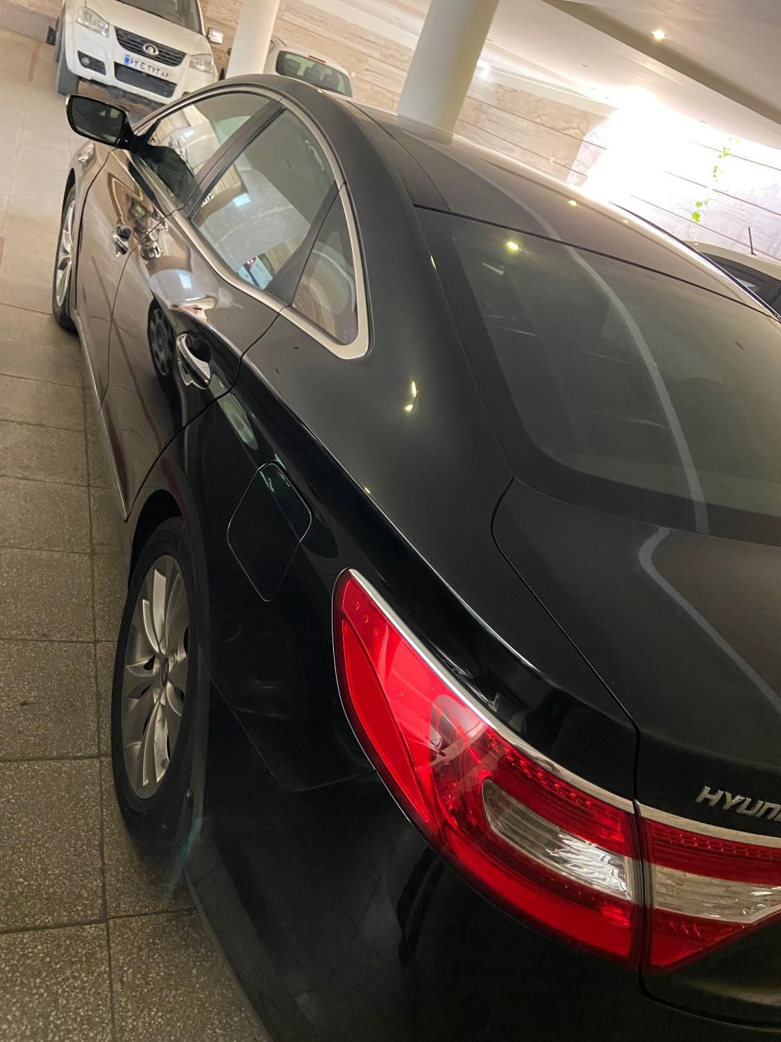 هیوندای آزرا (گرنجور) 3000cc - 2013