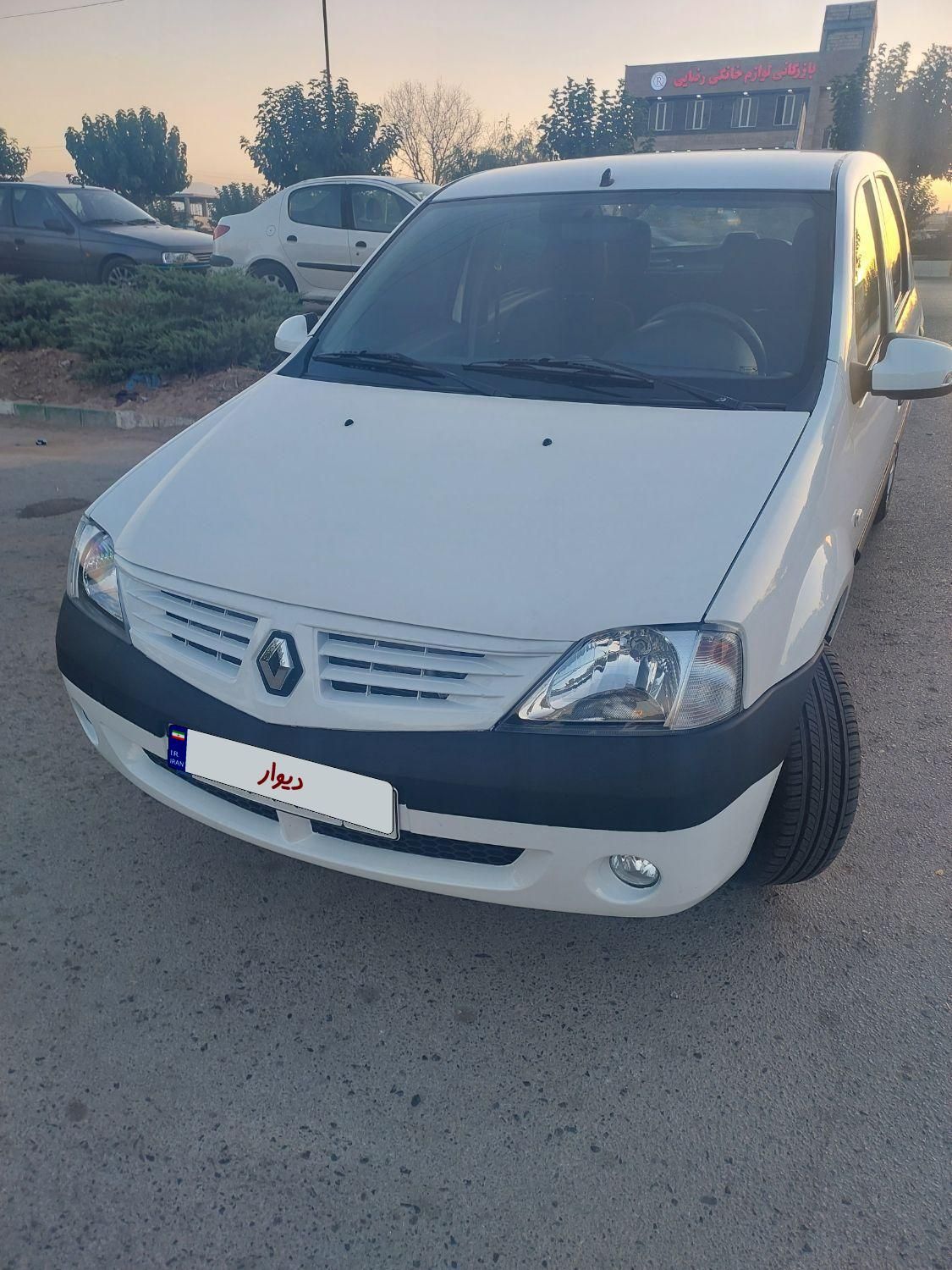 رنو تندر 90 E2 - 1393
