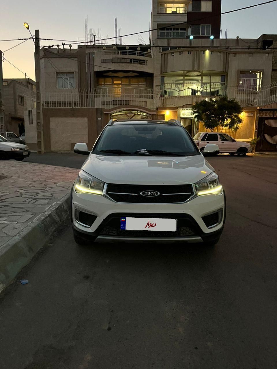 خودرو ام وی ام، X22 آگهی ann_19465412