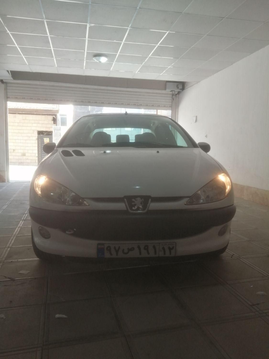 پژو ۲۰۶ صندوق دار v8 - 1394