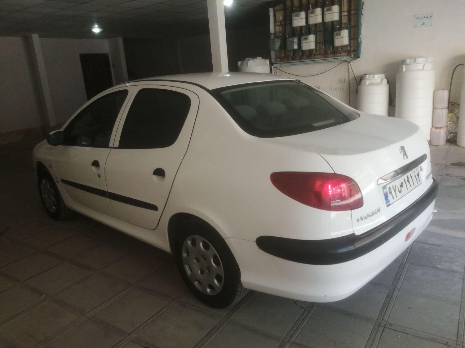 پژو ۲۰۶ صندوق دار v8 - 1394