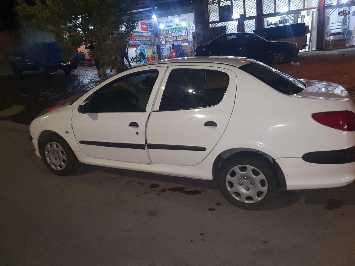 پژو ۲۰۶ صندوق دار v8 - 1394