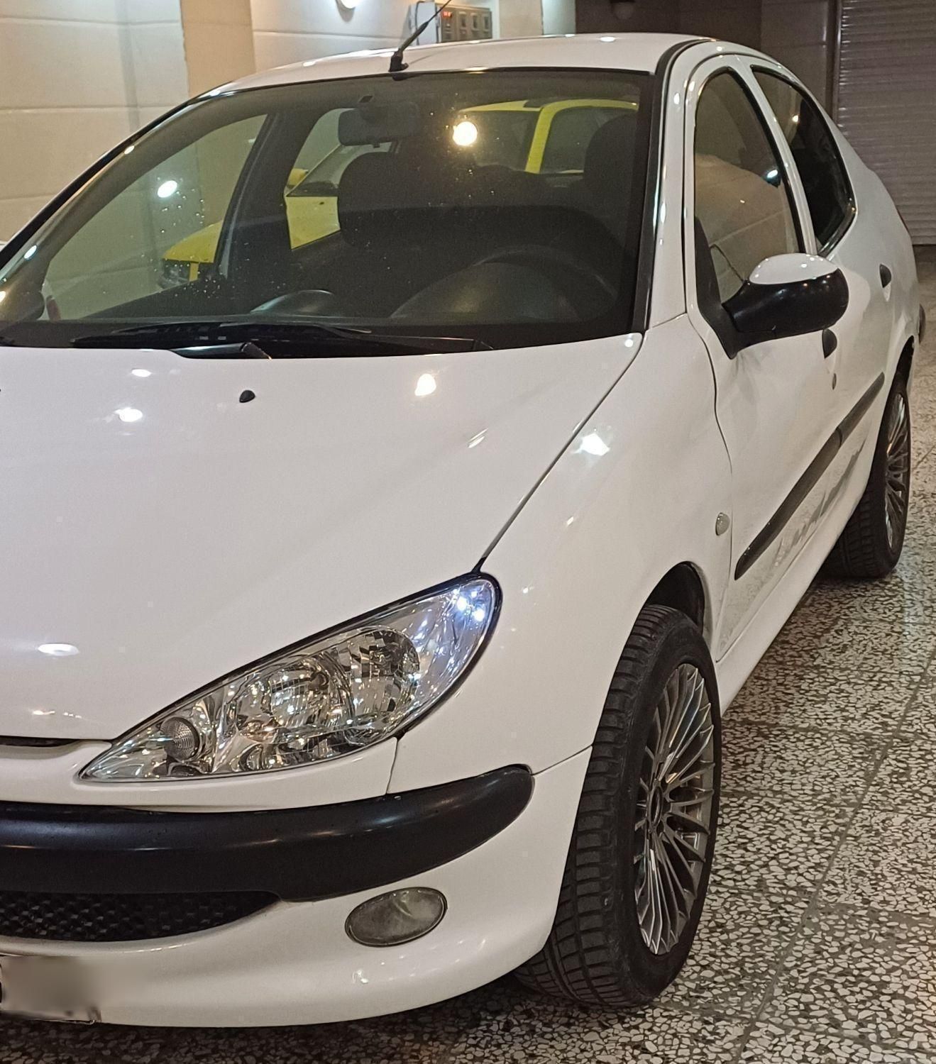 پژو ۲۰۶ صندوق دار v8 - 1390