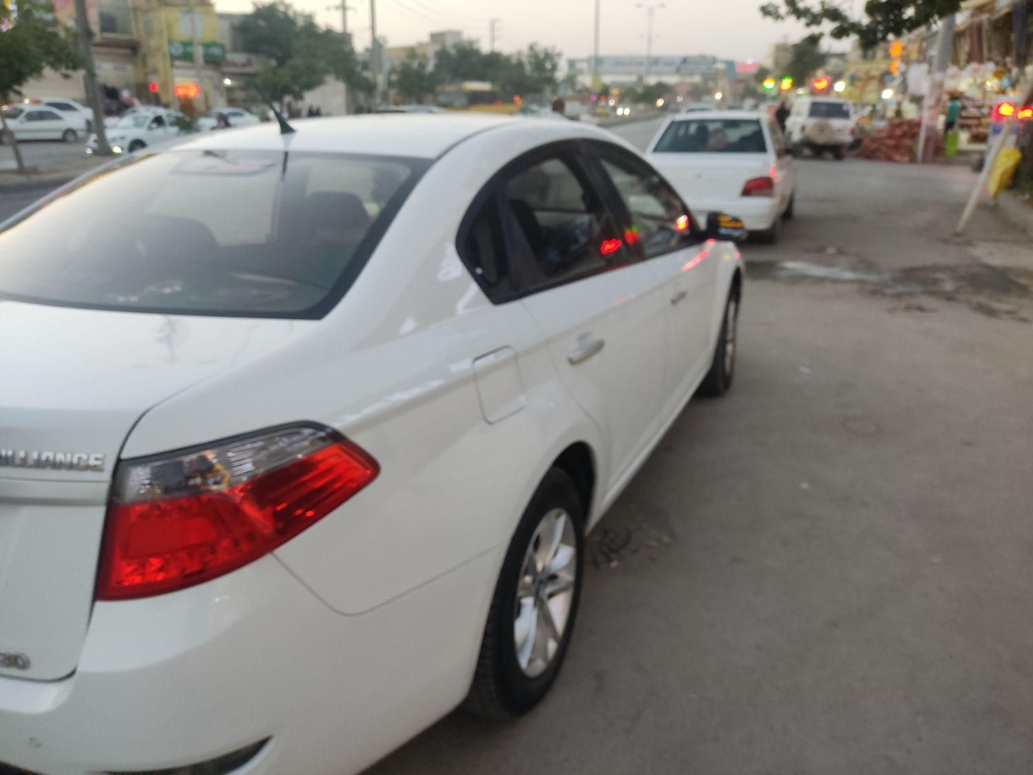 برلیانس H330 دنده‌ای 1500 - 1397