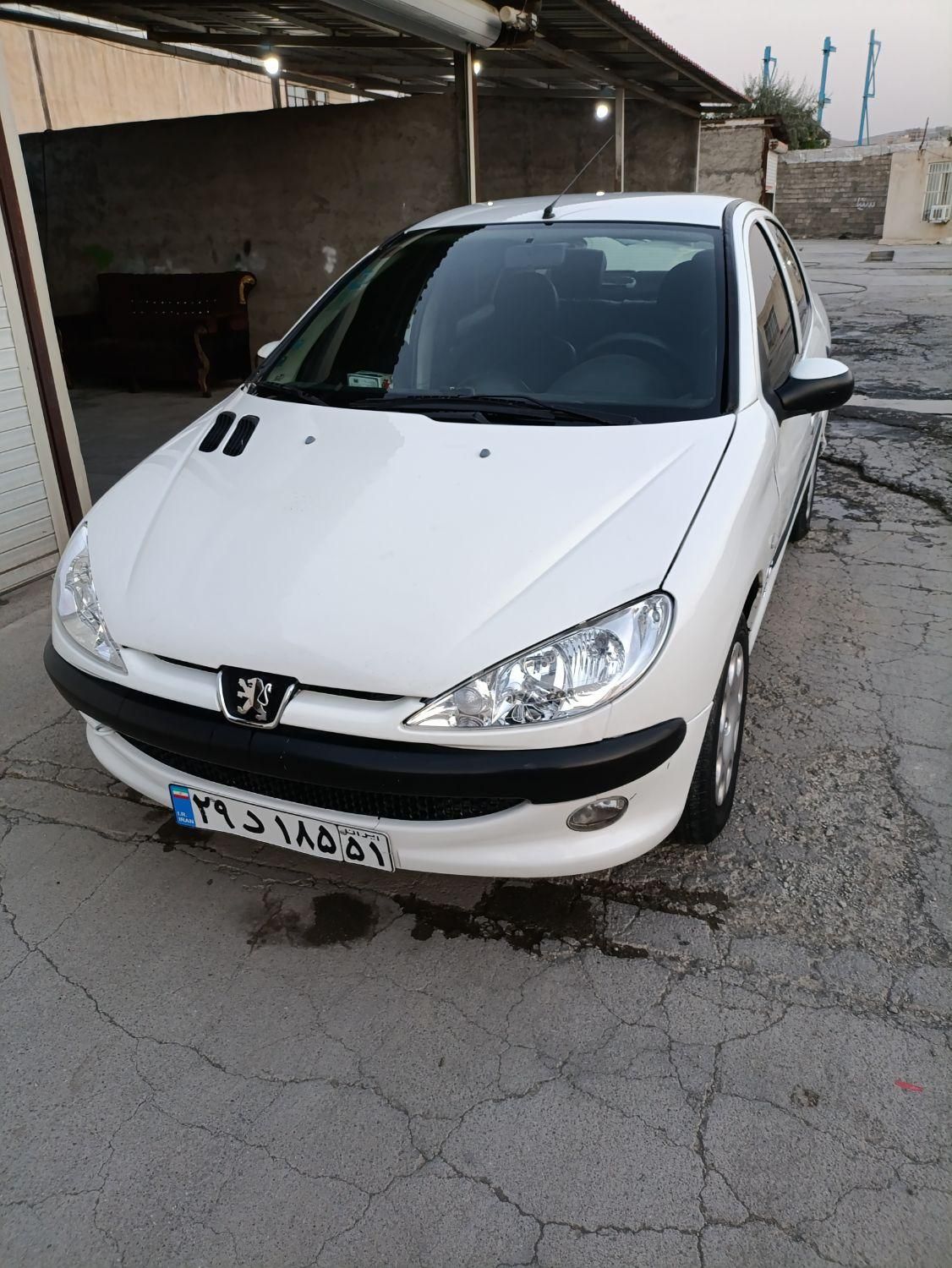 پژو ۲۰۶ صندوق دار v8 - 1390