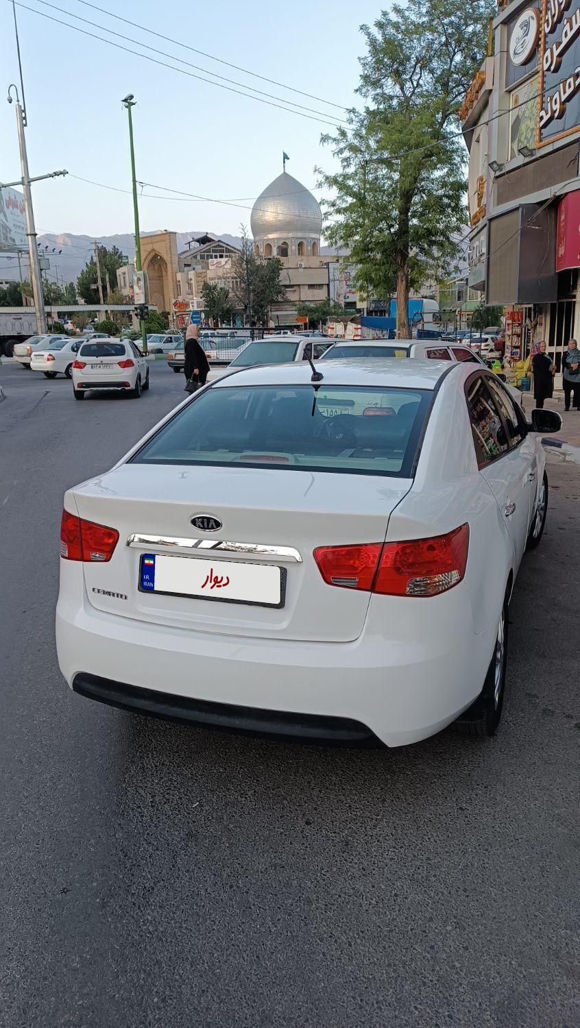 کیا سراتو 2.0 لیتر اتوماتیک GT لاین - 2015