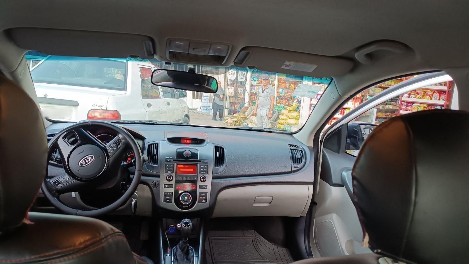 کیا سراتو 2.0 لیتر اتوماتیک GT لاین - 2015