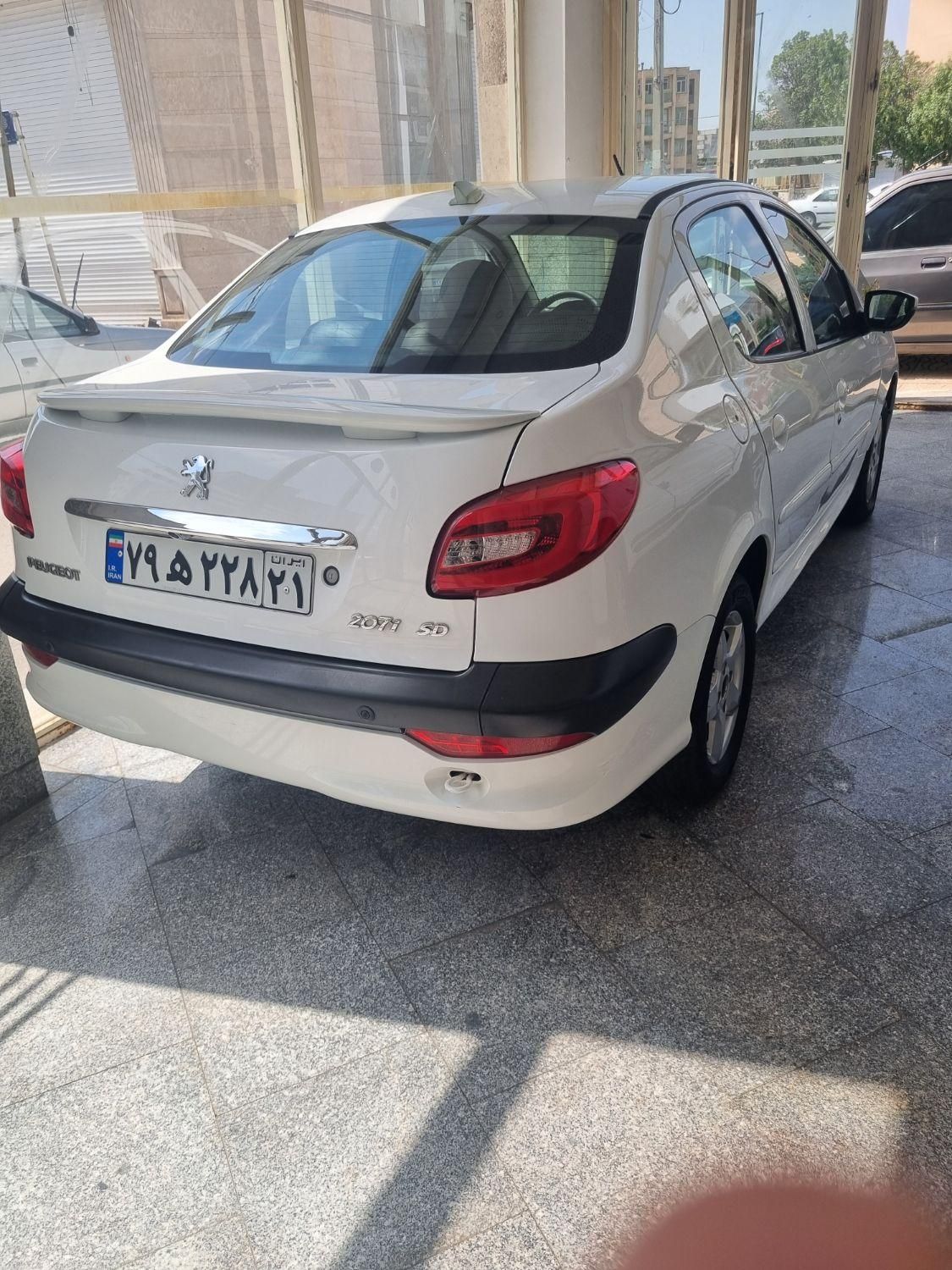 پژو ۲۰۷ صندوق دار اتوماتیک - 1398