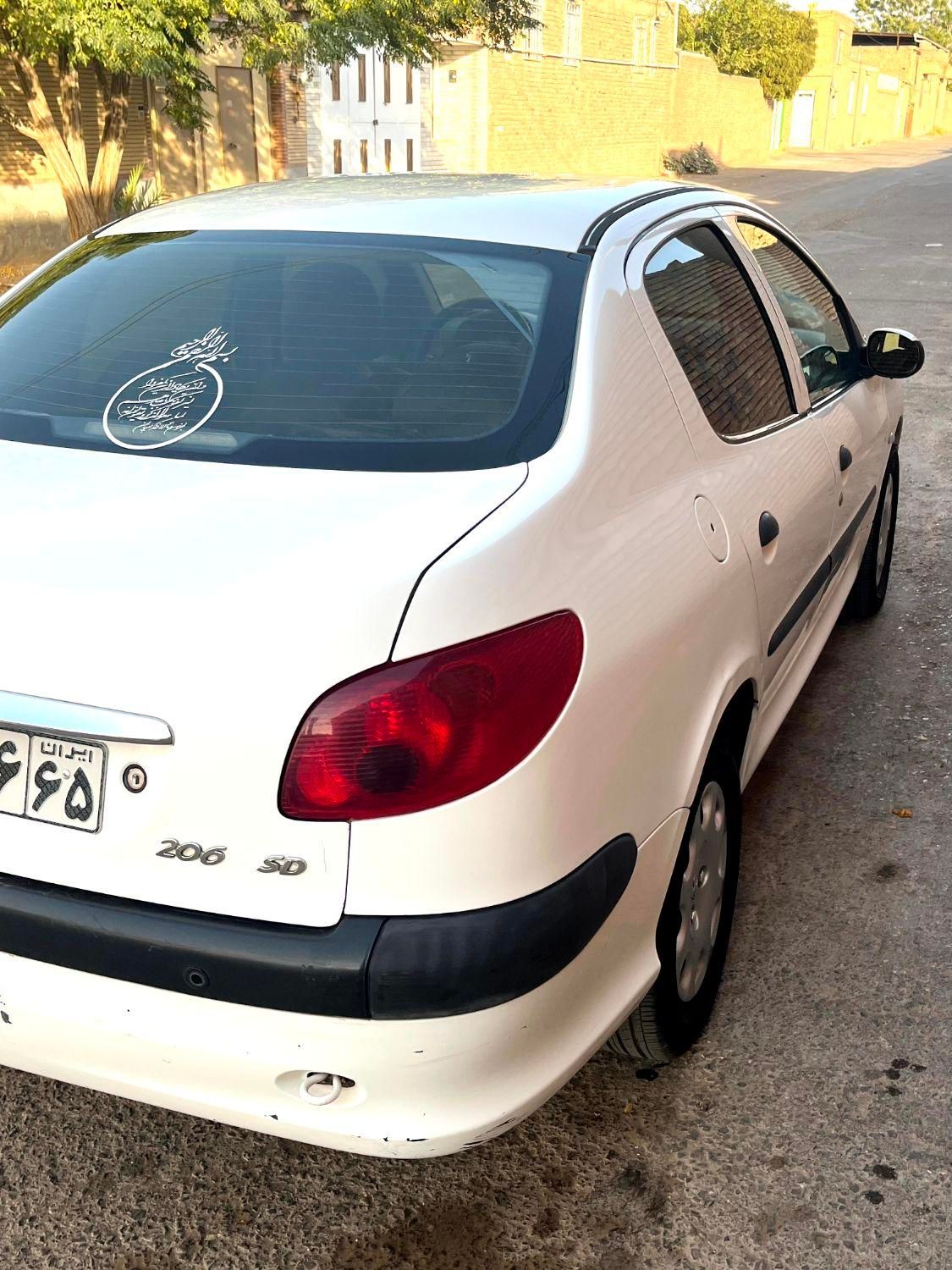 پژو ۲۰۶ صندوق دار v8 - 1393