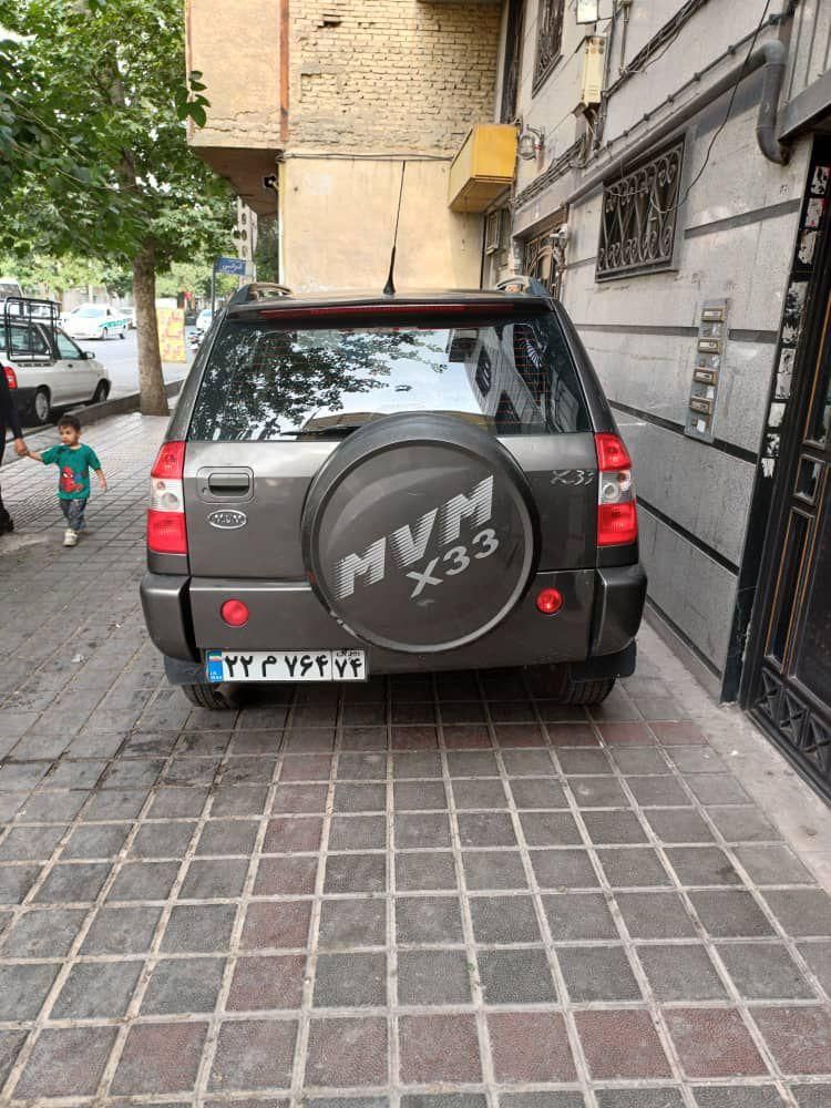 ام وی ام X33 دنده‌ای ساده - 1391