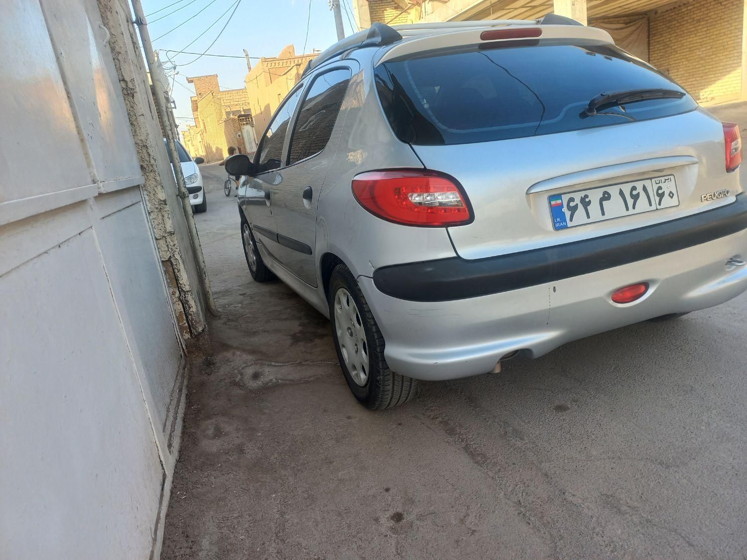پژو 206 تیپ 5 - 1392