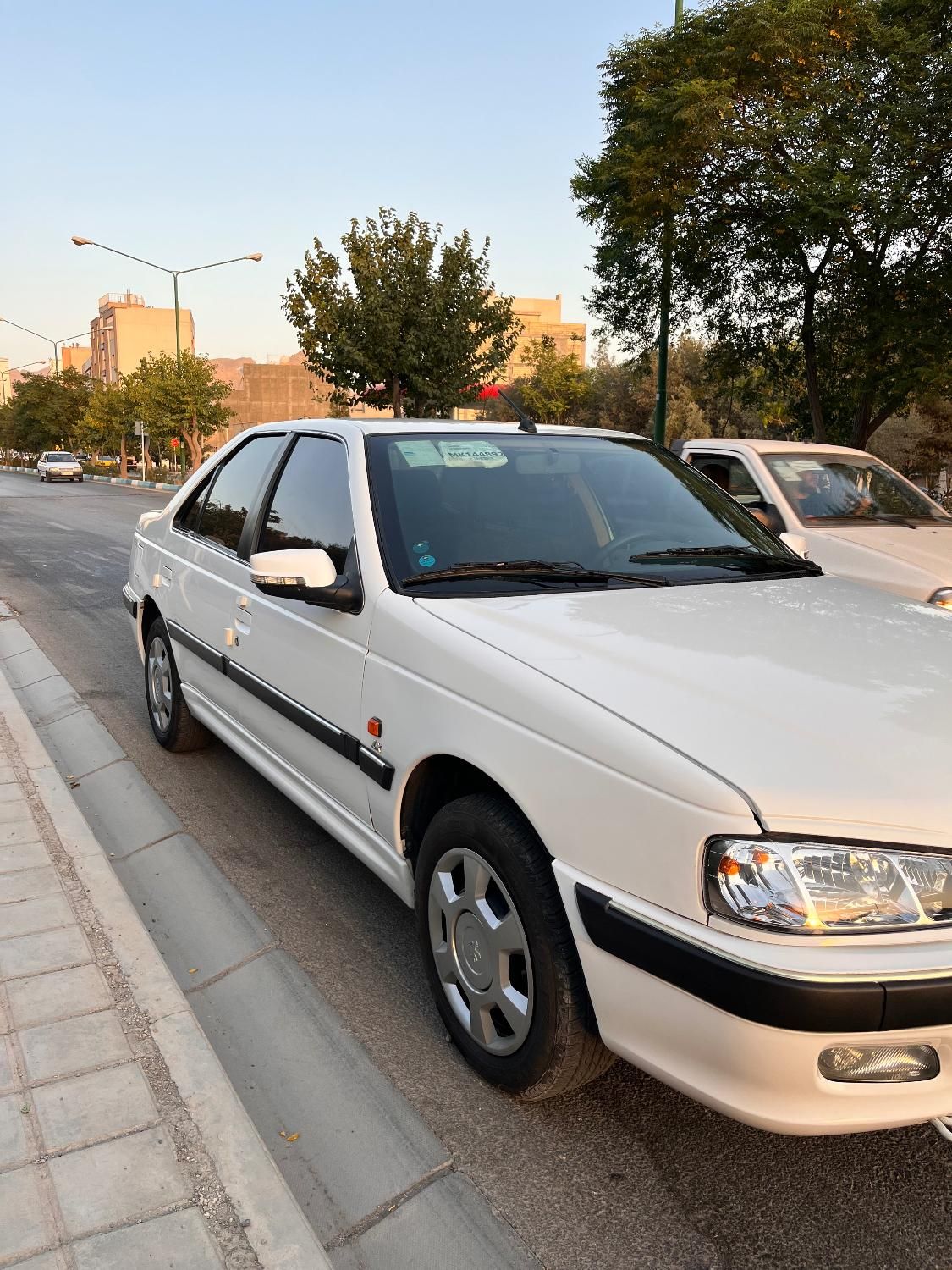 پژو پارس LX - 1400