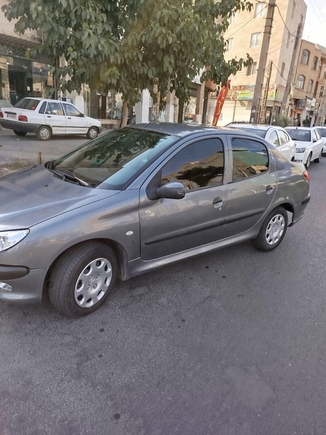 پژو ۲۰۶ صندوق دار v8 - 1393