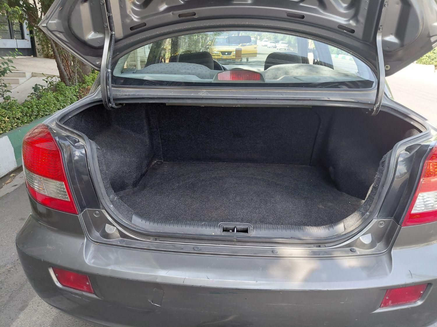 کیا ریو مونتاژ دنده ای LS - 1385