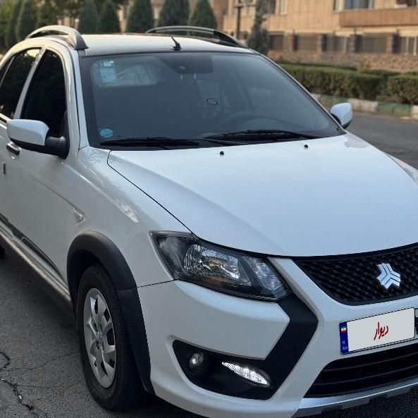 کوییک R دنده‌ای - 1403