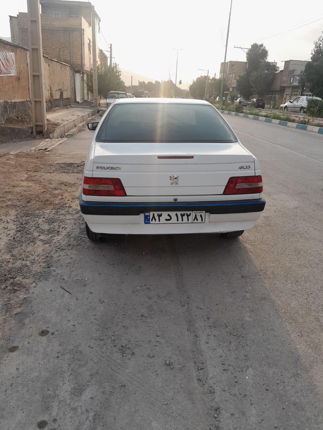 پژو 405 SLX بنزینی TU5 - 1392