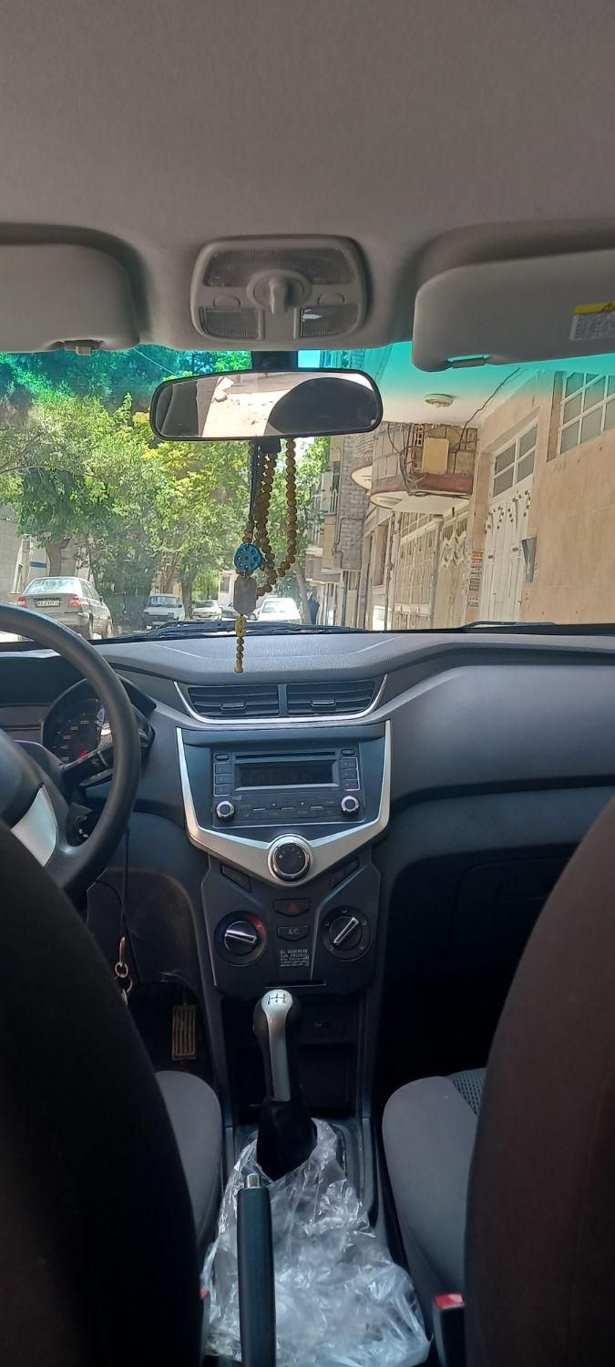 ام وی ام 315 صندوقدار اسپرت دنده‌ای - 1394