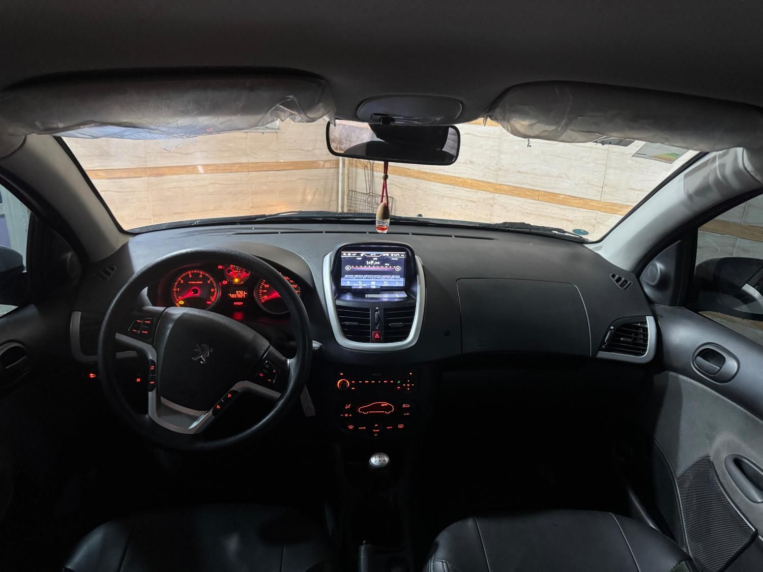 پژو 207 دنده‌ای TU3 - 1402