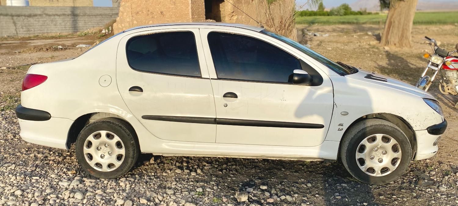 پژو ۲۰۶ صندوق دار v8 - 1389