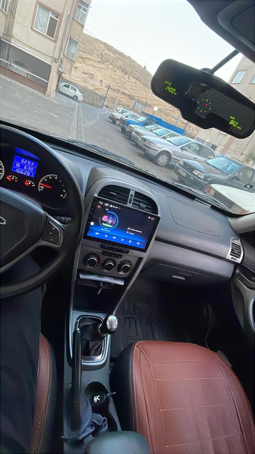ام وی ام X33 دنده‌ای ساده - 1395