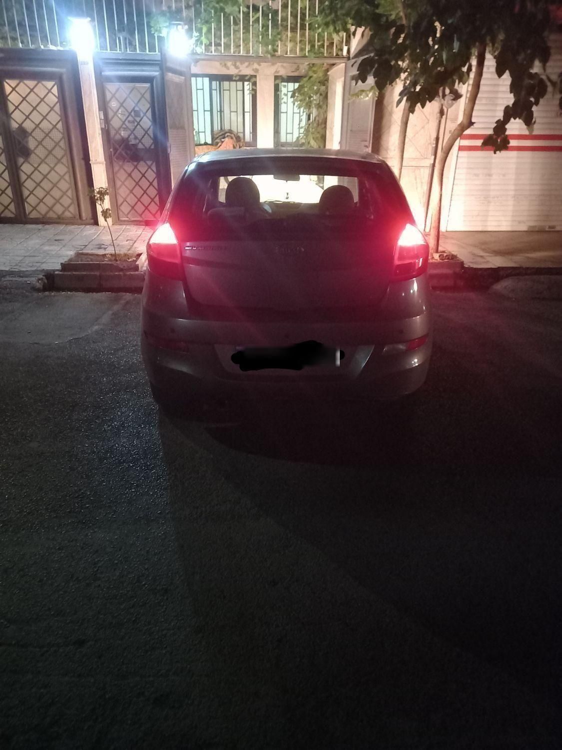 ام وی ام 315 هاچ بک ساده دنده ای - 1392