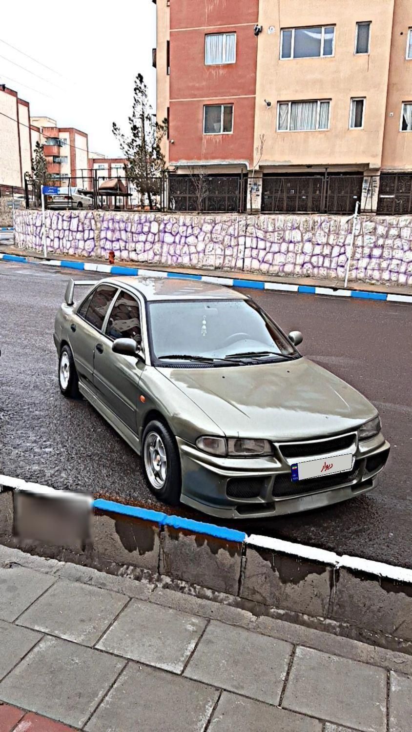 میتسوبیشی لنسر 1.6 لیتر دنده ای - 1992