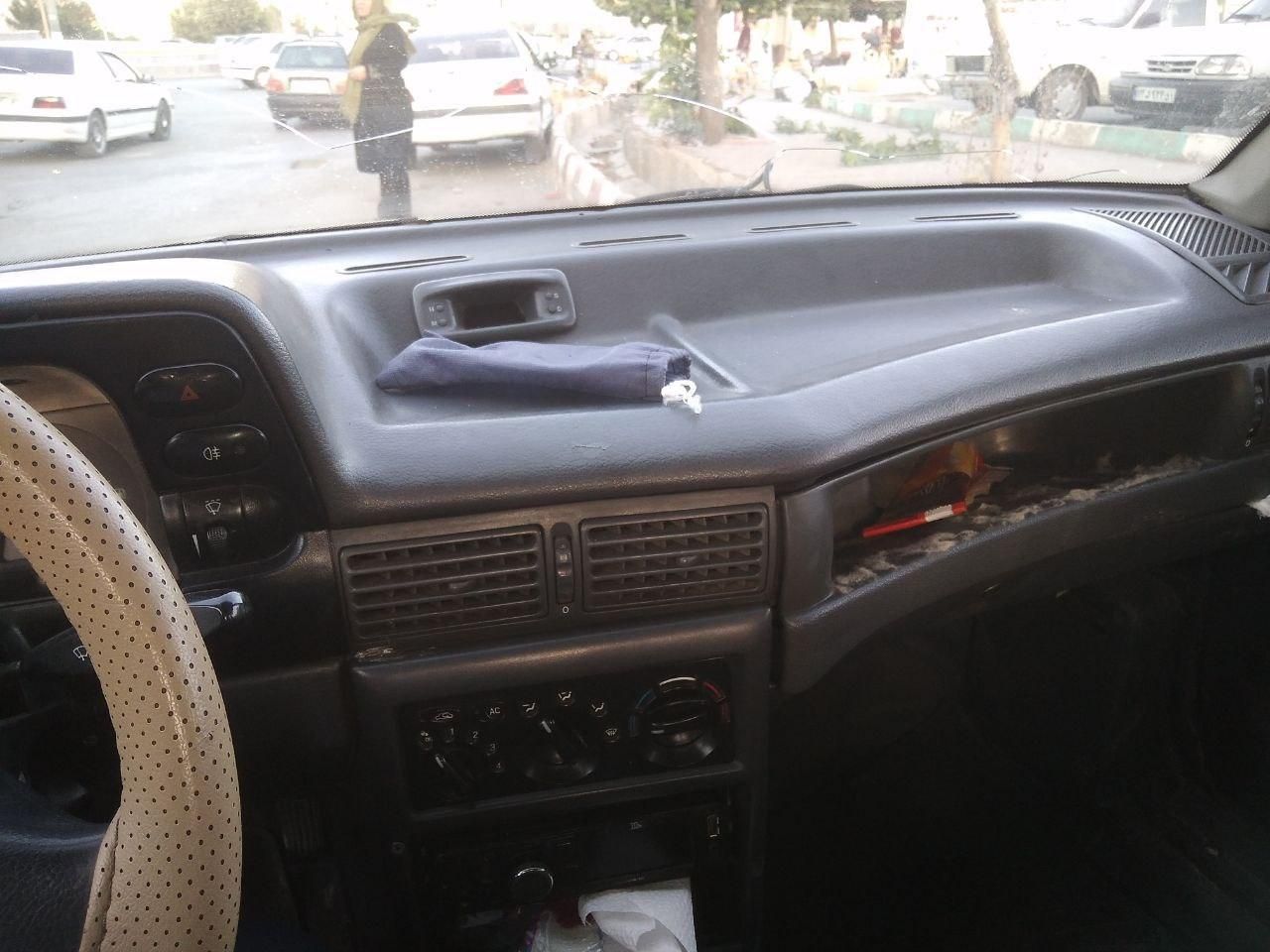 دوو سیلو سدان - 1376