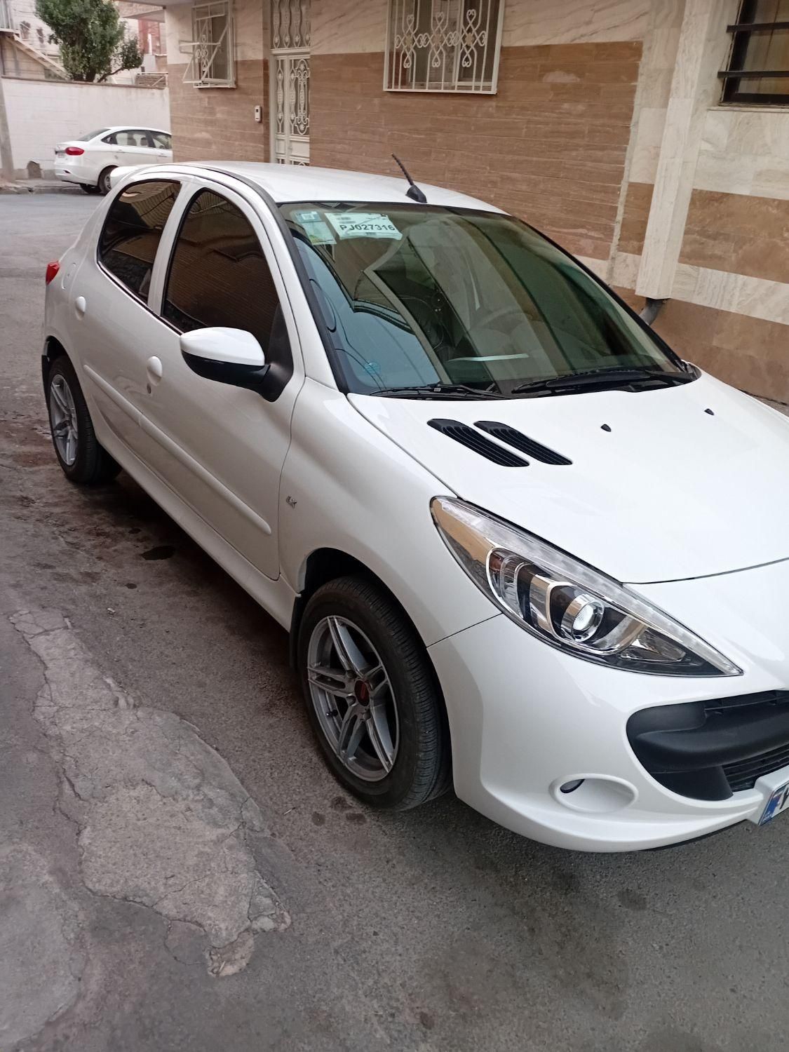 پژو 207 دنده‌ای TU3 - 1402