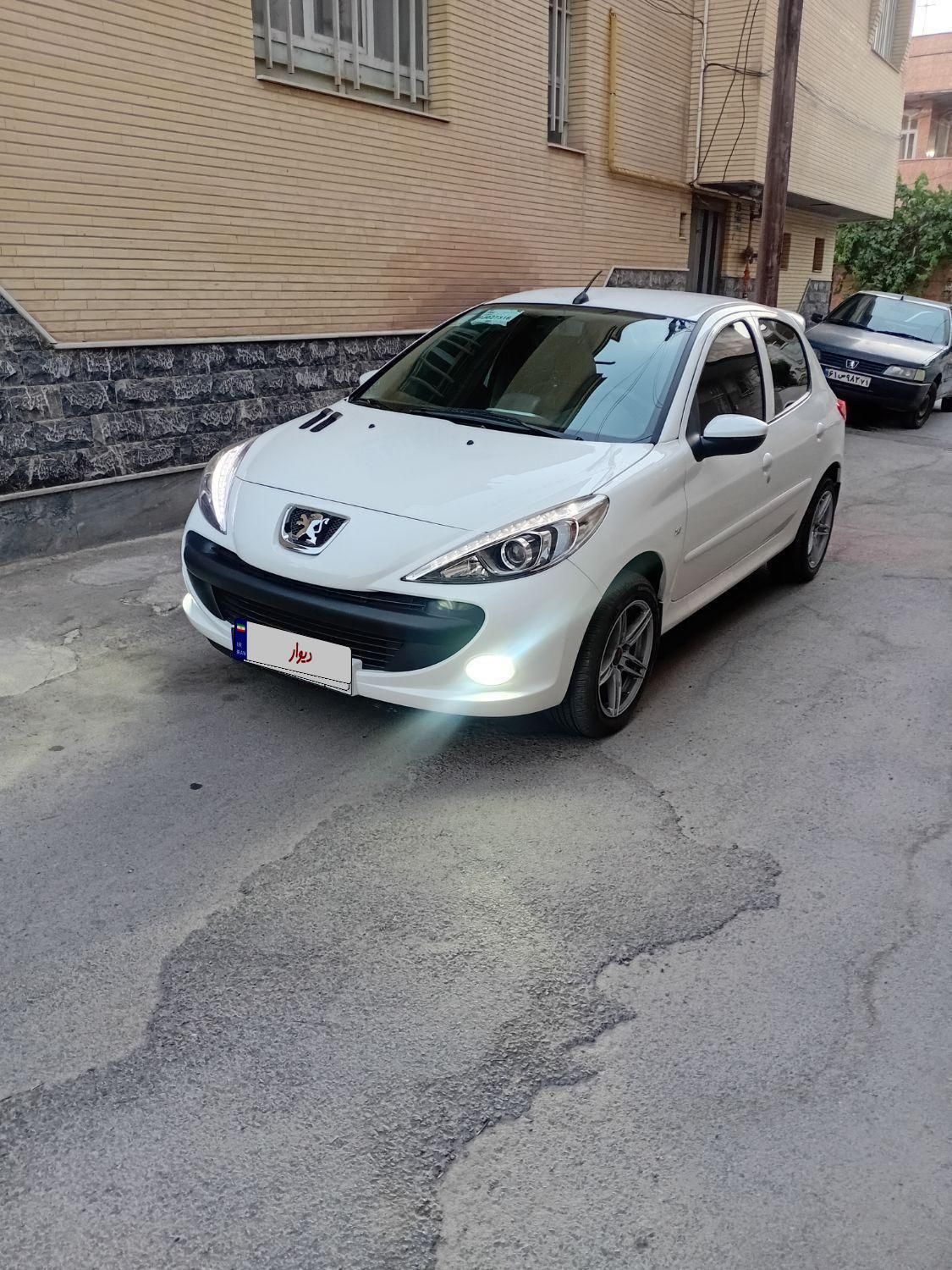 پژو 207 دنده‌ای TU3 - 1402