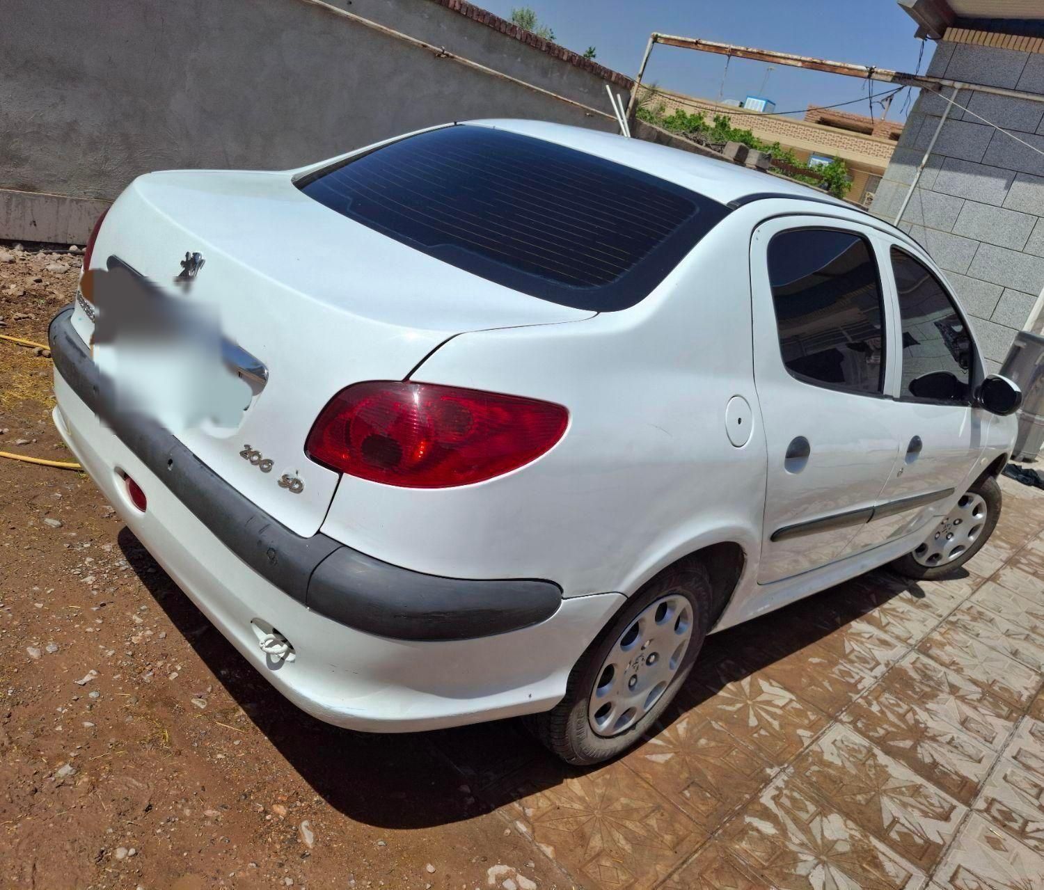 پژو ۲۰۶ صندوق دار v20 - 1390