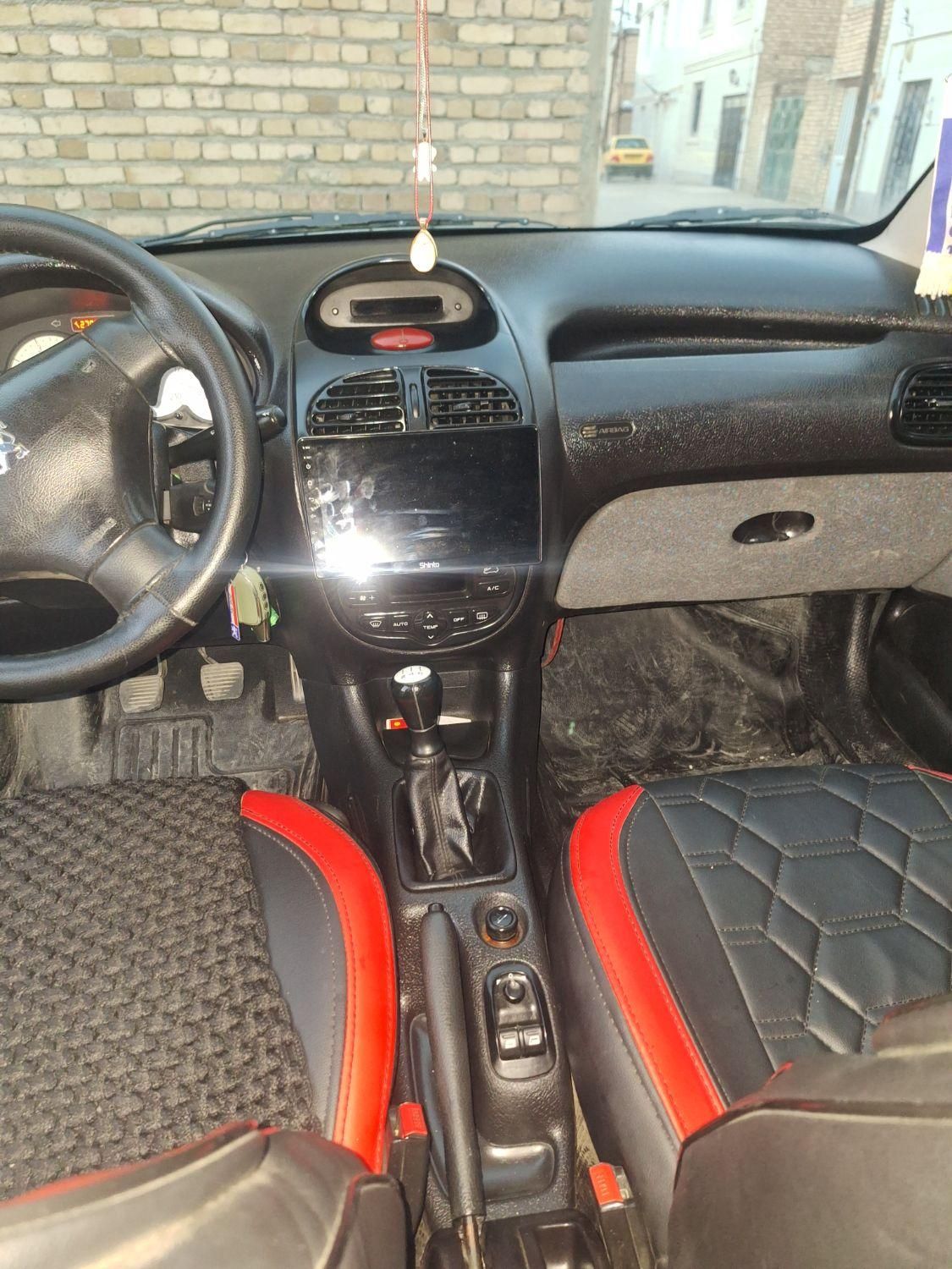 پژو ۲۰۶ صندوق دار v8 - 1389