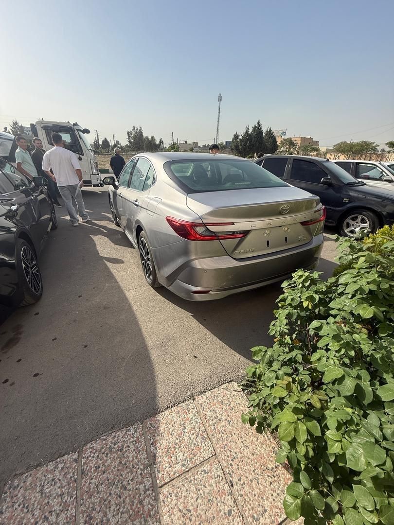 تویوتا کمری XLE - 2024