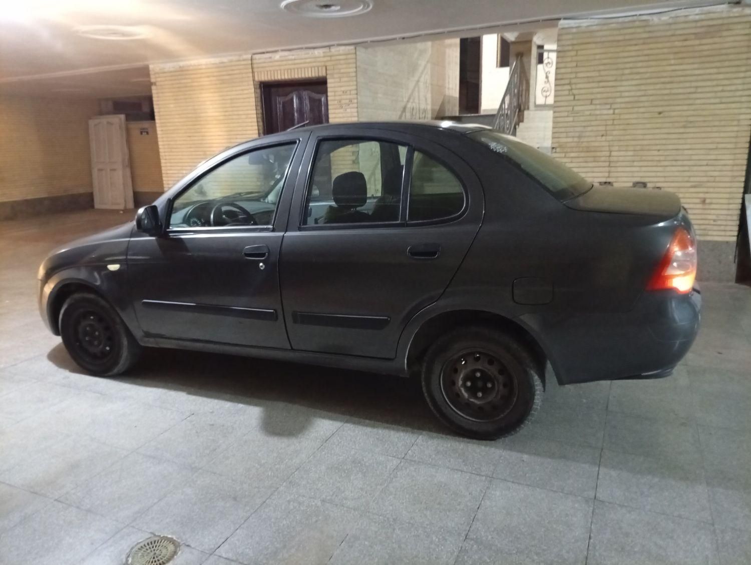تیبا صندوق دار EX - 1392