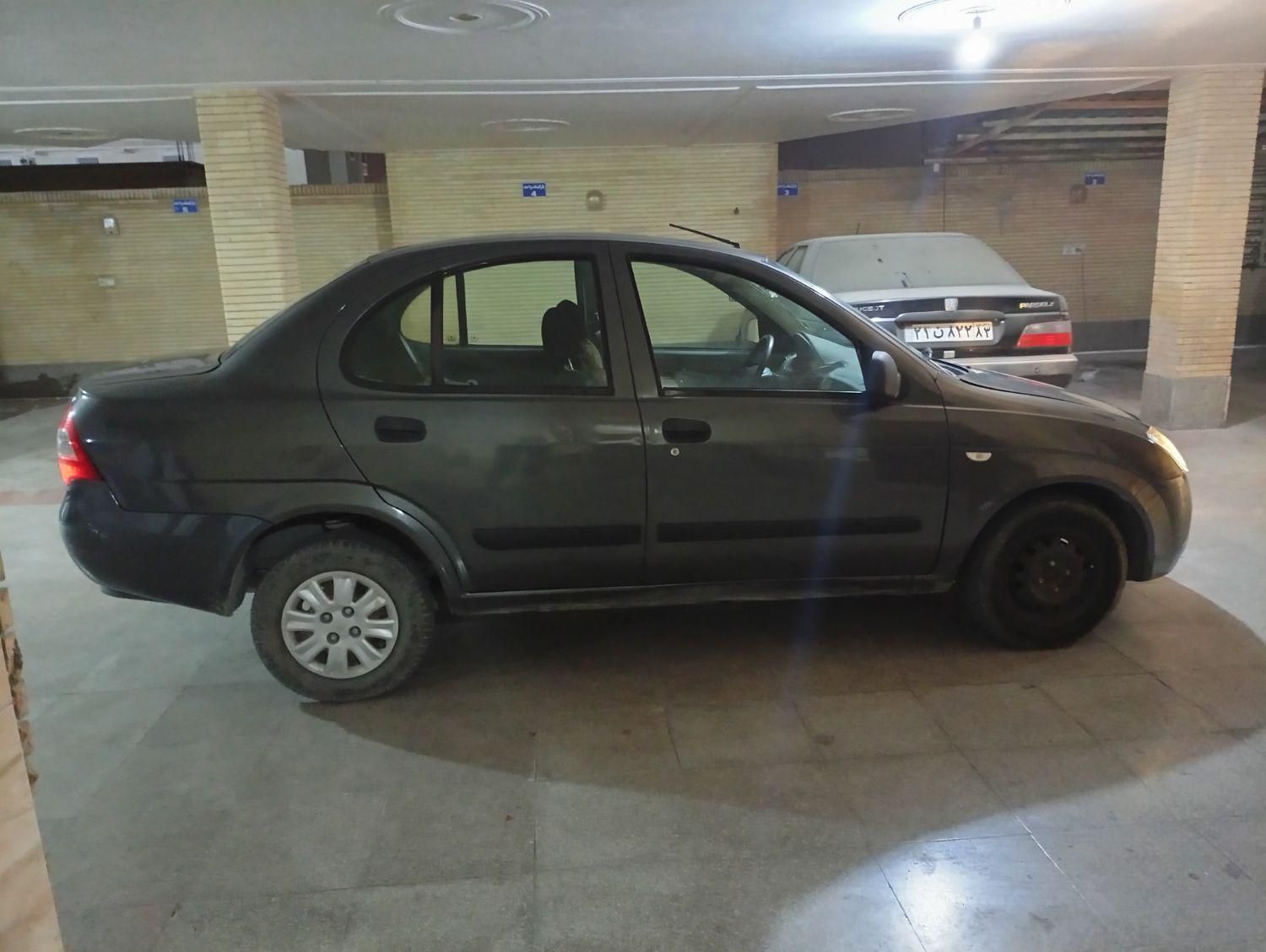 تیبا صندوق دار EX - 1392