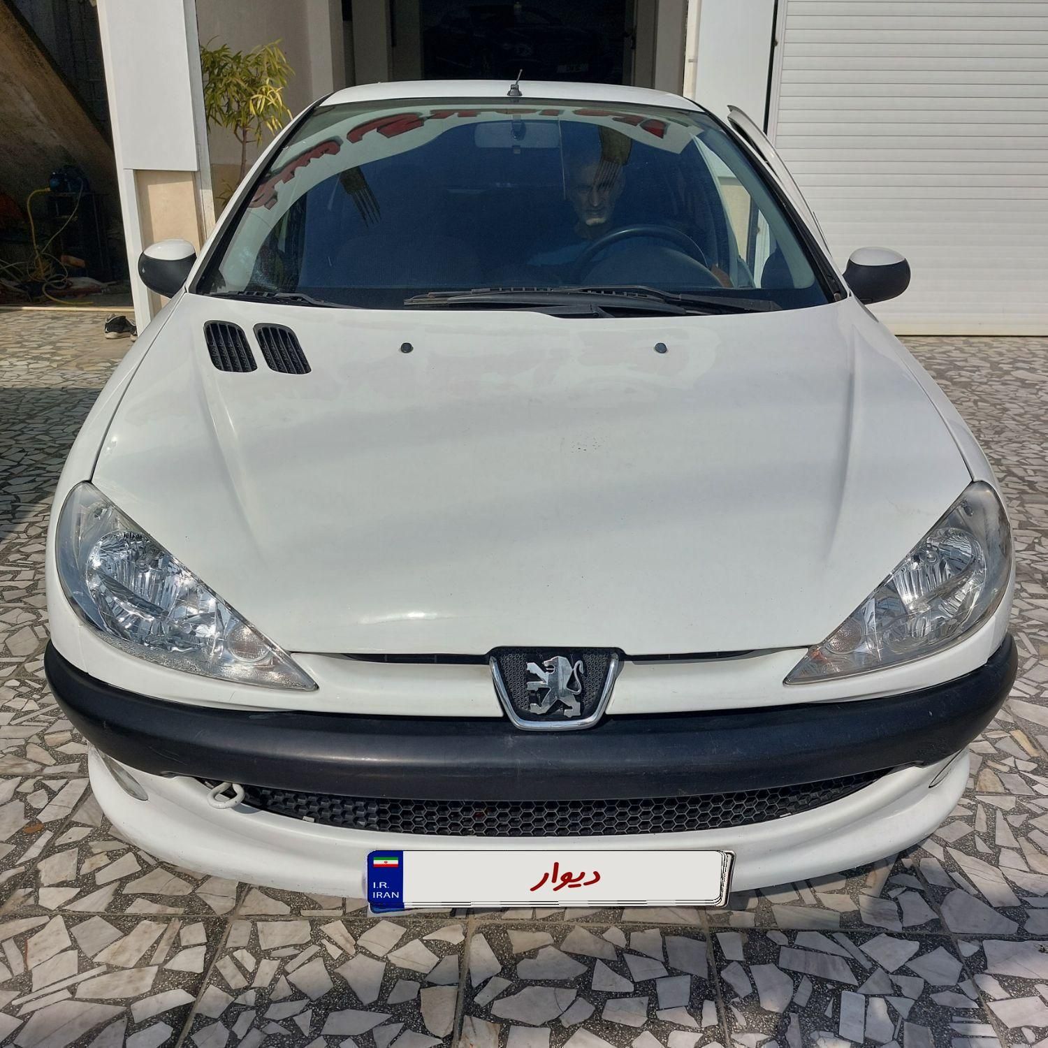 پژو ۲۰۶ صندوق دار v8 - 1398