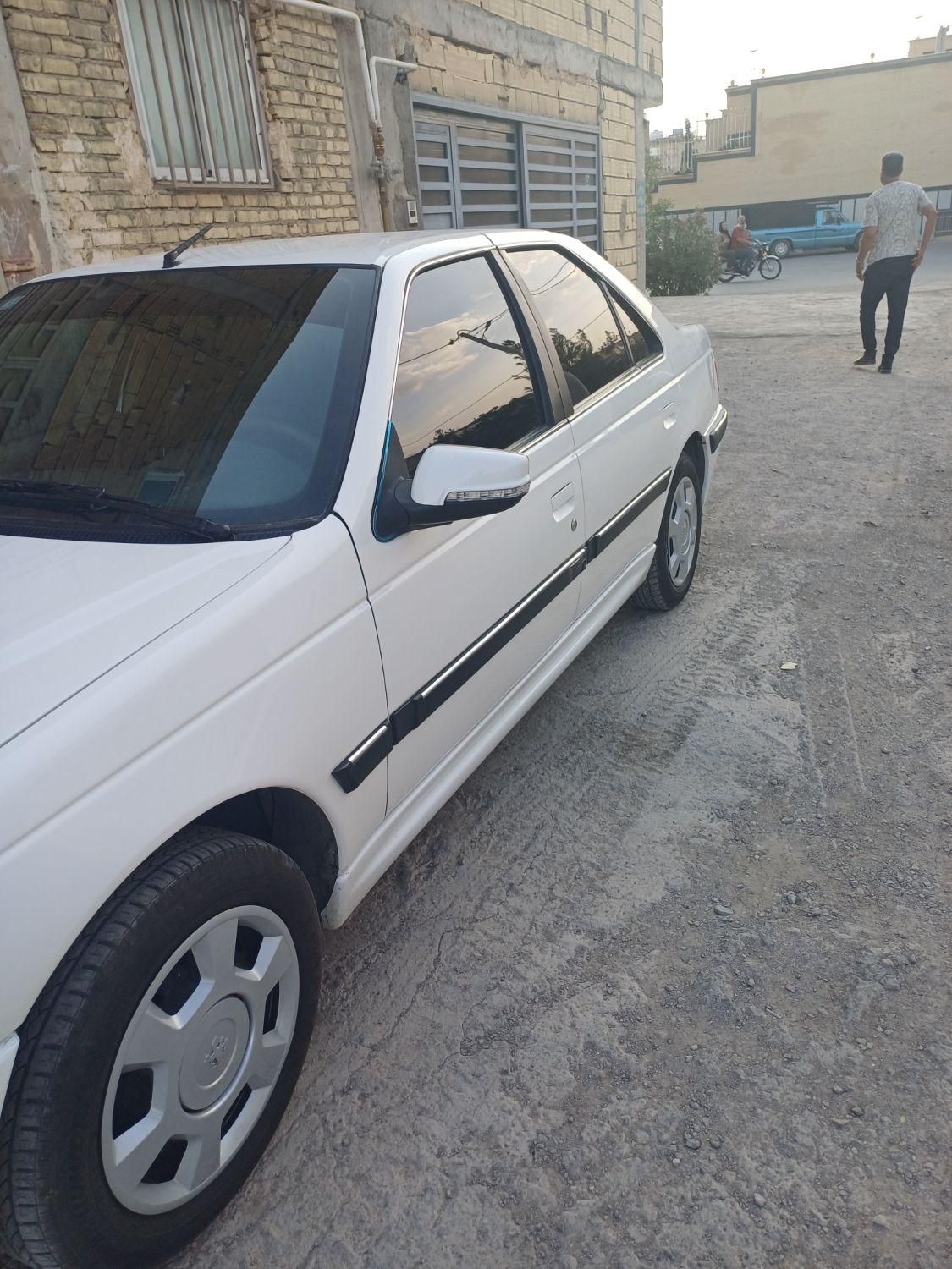 خودرو پژو، پارس آگهی ann_19470269