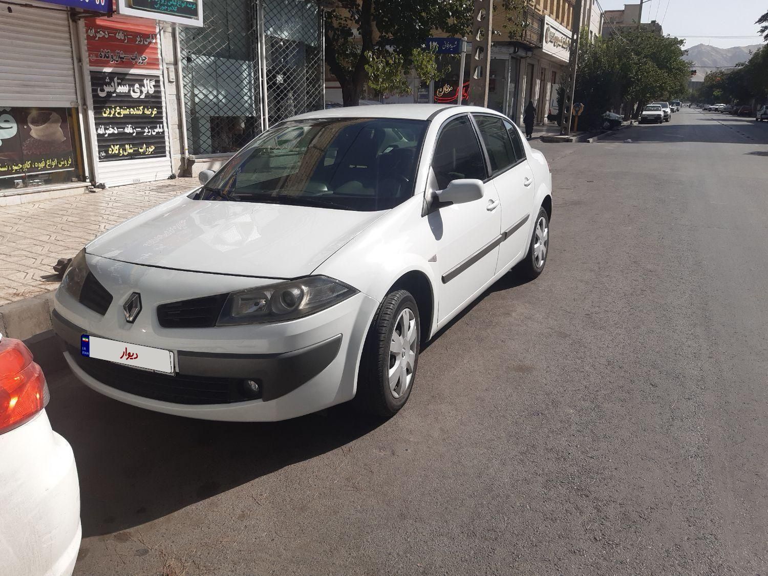 رنو مگان پارس خودرو 1600 E2 - 1391