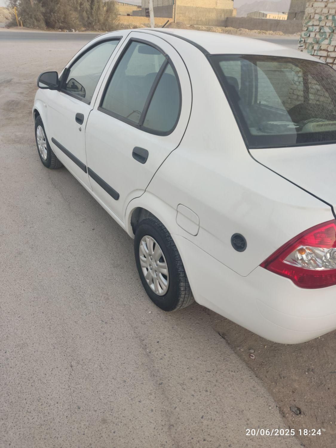 تیبا صندوق دار SX - 1390